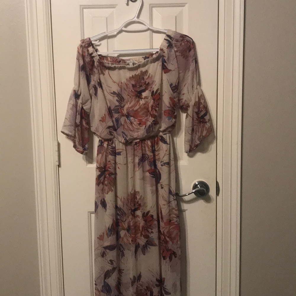 Off the shoulder maxi dress